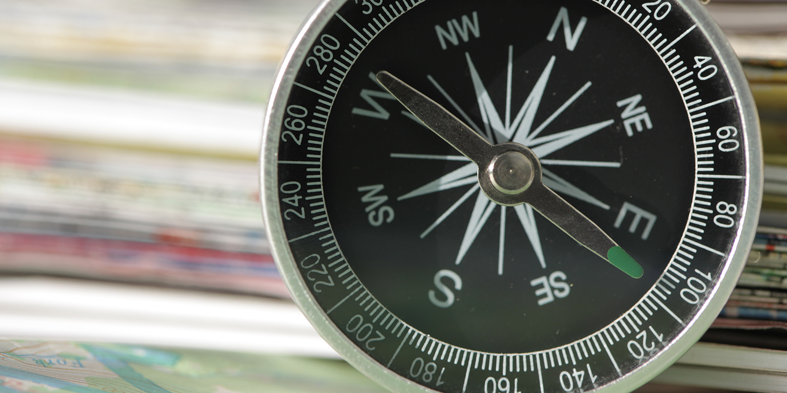 The compass pointing west instead of north: Researchers found a new magnetic phenomenon in the nanometer range. (Photograph: Colourbox)