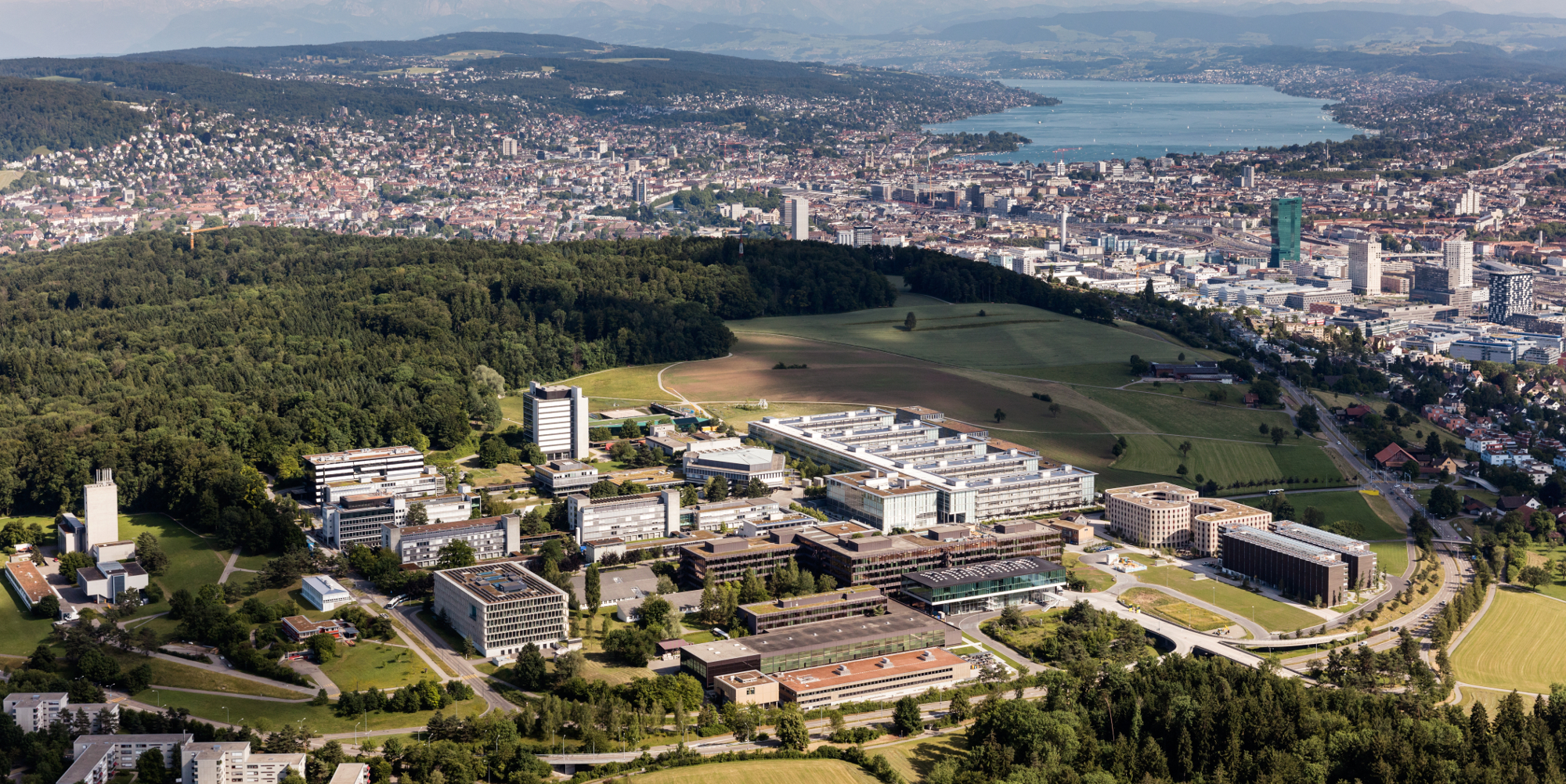 Vergrösserte Ansicht: Luftbild vom Campus Hönggerberg der ETH Zürich