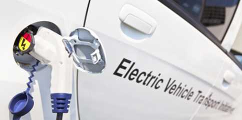 Vergrösserte Ansicht: plug-in electric vehicle