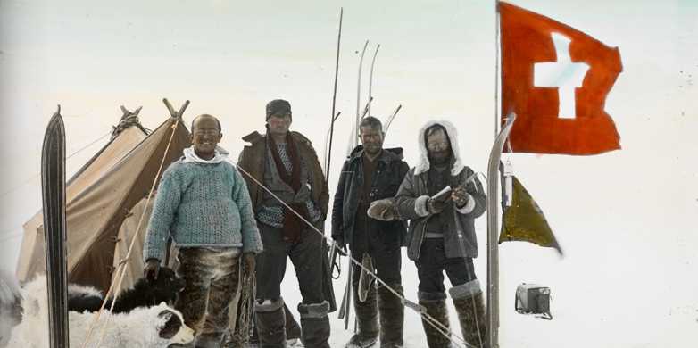 Vergrösserte Ansicht: Der Schweizer Polarforscher Alfred de Quervain 1912 in Grönland. (Bild: Bildarchiv der ETH-Bibliothek)