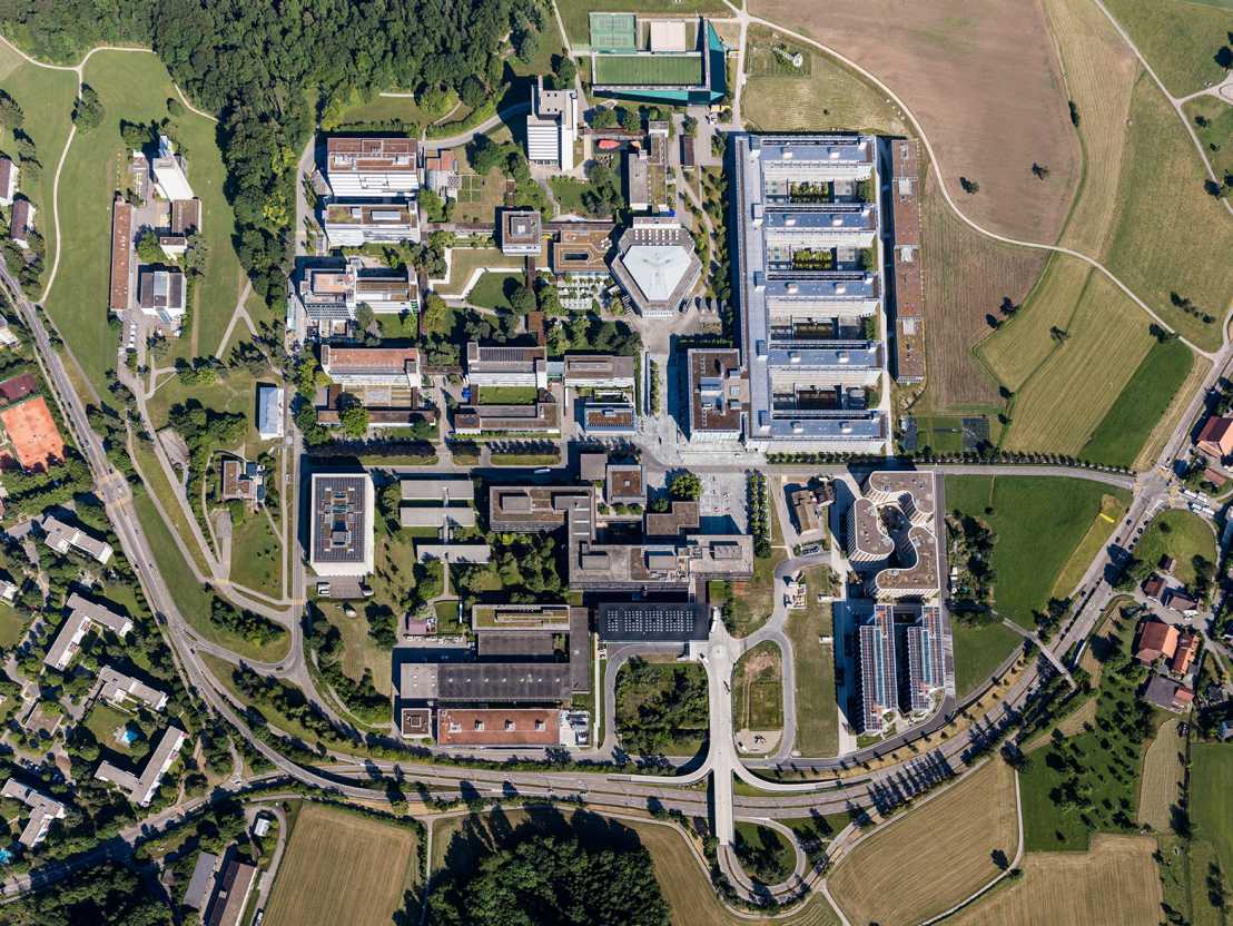 Vergrösserte Ansicht: Der Campus Hönggerberg der ETH Zürich in der Übersicht. (Bild: ETH Zürich / Alessandro Della Bella )