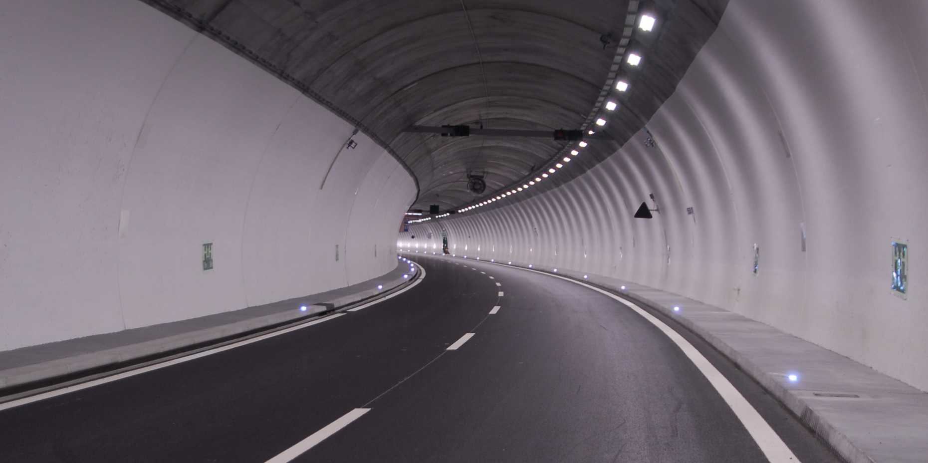 Enlarged view: Tunnel