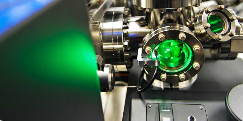 Enlarged view: Atom Probe Tomograph. (Photo: ETH Zurich/Florian Bachmann)