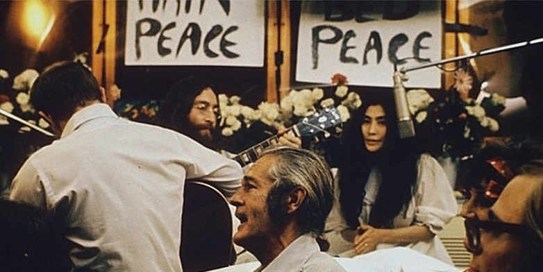 Enlarged view: "Give peace a chance"