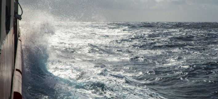Enlarged view: The stormy North Sea. (Image: Victorine Sentilhes / ACE Expedition)