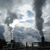 Geothermal energy is becoming increasingly important: geothermal power plant in Indonesia. (Image: TU Delft)