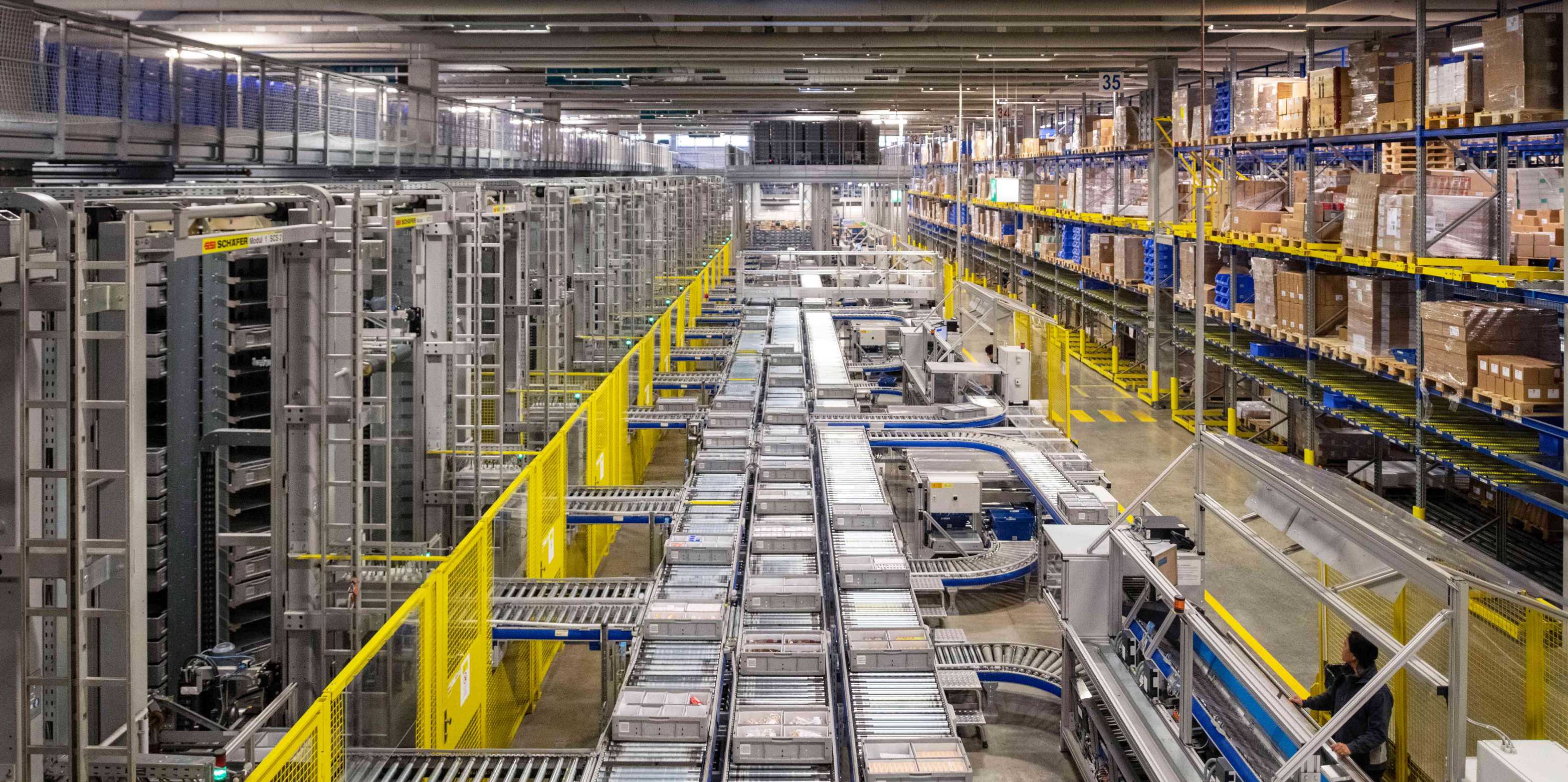 Picture of a distribution center